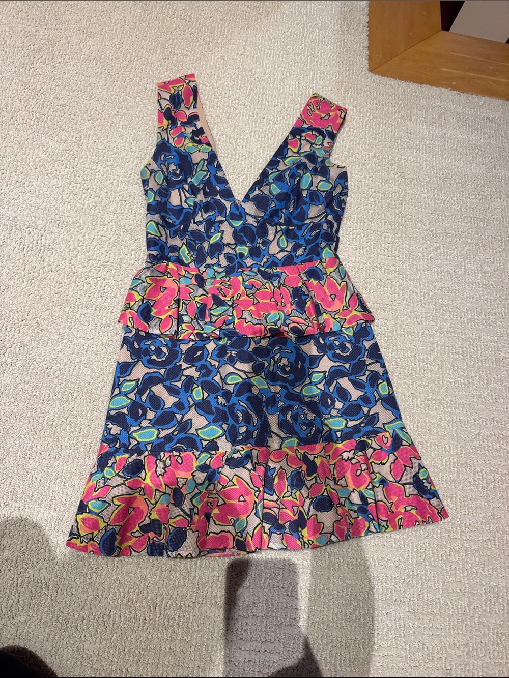 BCBGMaxAzria Blue Pink Floral V-Neck Dress